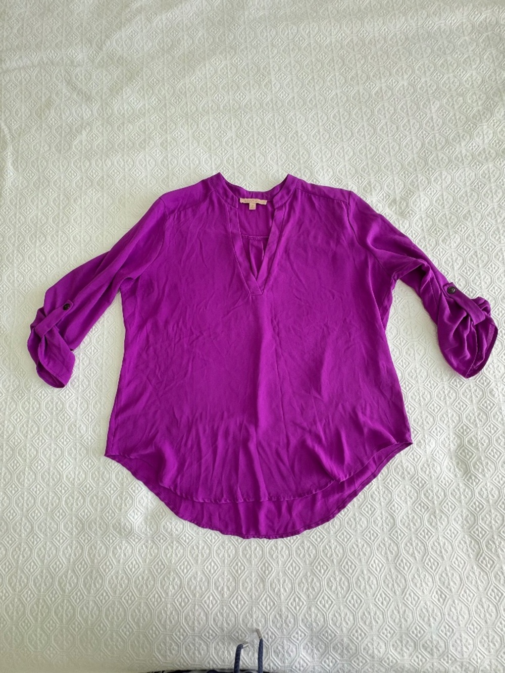 Fuchsia Pink V Neck Blouse Roll Tab Sleeve Medium Gibson Latimer